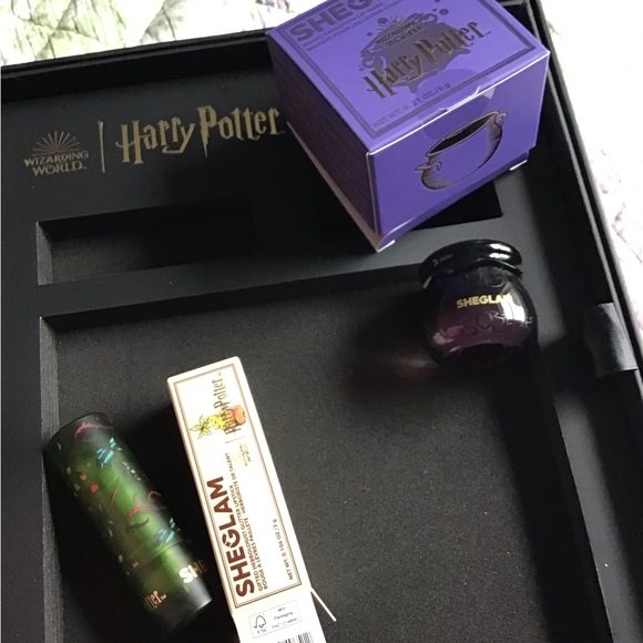 Harry Potter SheGlam Pr Box Set Full 11 pcs Collection eyeshadow lips brush etc. - Picture 5 of 8